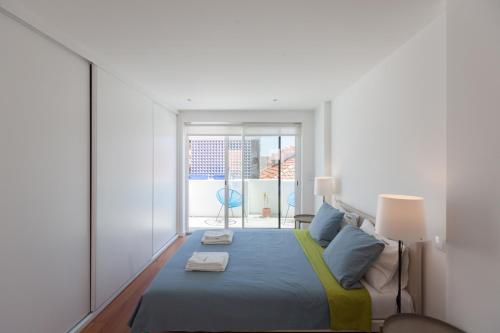 FLH Cascais Beachside Duplex Balcony