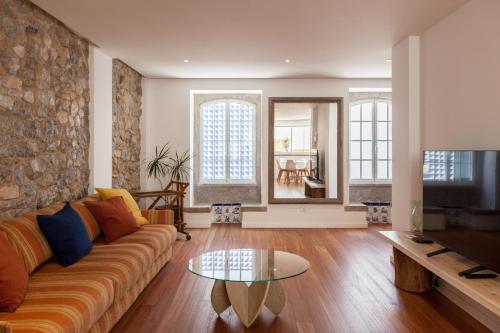 FLH Cascais Beachside Duplex Balcony