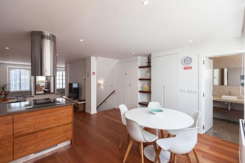 FLH Cascais Beachside Duplex Balcony