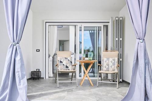 Apartments with swimming pool Umag - 24680