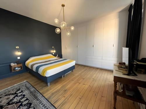 Photo de la galerie de l'établissement Private Oasis in Le Mans 7 Bedrooms, au Mans