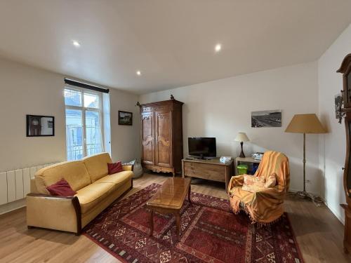 Apartment in Le Mans with Private Garage