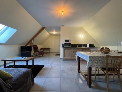 Gallery image of Apartment near Le Mans with Private Garden in Chaufour-Notre-Dame