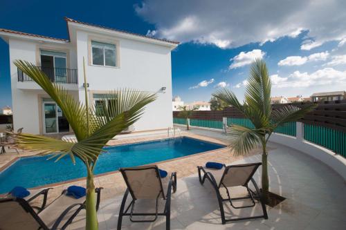 Protaras Holiday Villa Me25