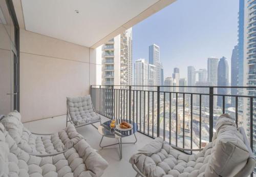 Luxury 3BR Downtown Stay Near Burj