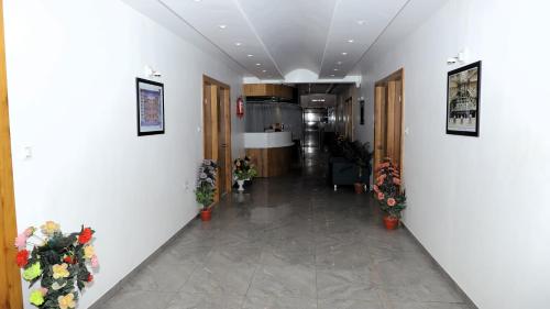 Imagen de la galería de Hotel The Grand Jashi Residency, en Pātan