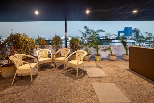 Balkoni atau teres di Dreamscape Banjara Hills