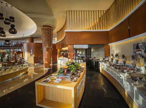 Еда / где поесть недалеко от курортного отеля