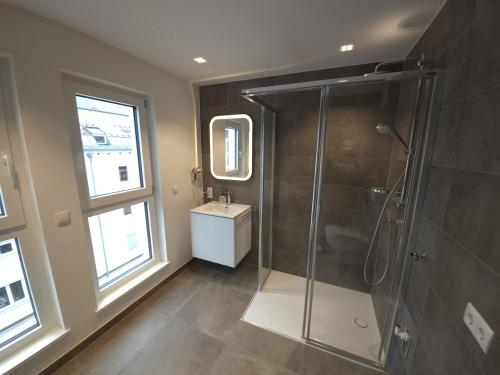 Et badeværelse på Innsbruck Downtown Heaven Apartment