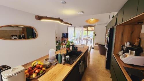 Photo de la galerie de l'établissement Maison dans la colline, à Sausset-les-Pins