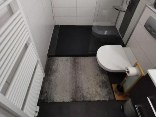 Bilik mandi di Ferienwohnung Hilde