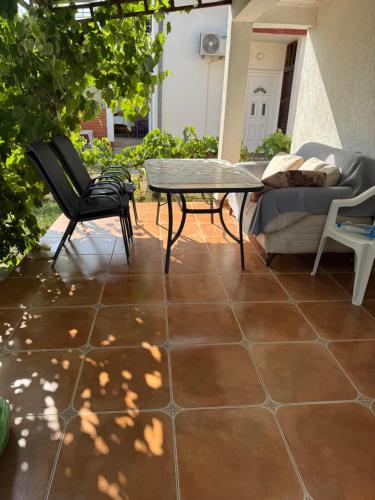Un balcón o terraza en Apartman Adea