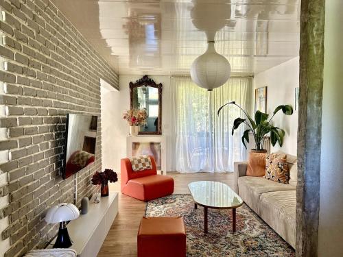 Cozy apartment 75m2, garden, beach and center 15 min