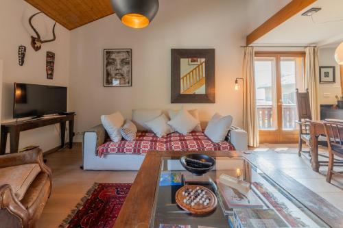 Tavillions Apartment - Snow and Trek- Morzine