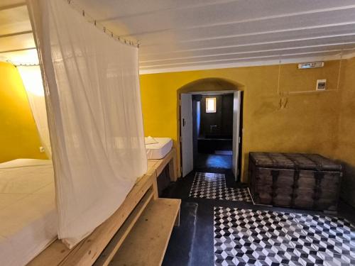 Postel nebo postele na pokoji v ubytování Color Suites