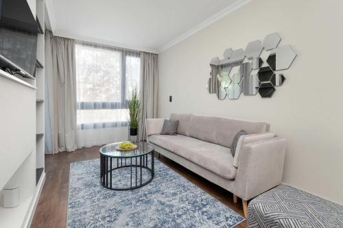 Central Park - Apartament w Mielnie z Parkingiem Blisko Plaży i Jeziora by Noclegi Renters