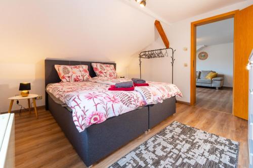 Postel nebo postele na pokoji v ubytování Ferienwohnung Cordula