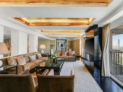 Posezení v ubytování Sofitel Cairo Nile El Gezirah