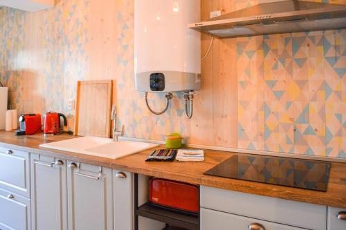Charming T3 with patio, beach and surf