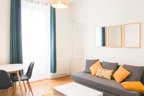 Photo de la galerie de l'établissement Cozy apartment located 15 min from Paris, à Saint-Denis