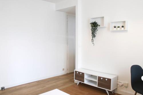 Photo de la galerie de l'établissement Cozy apartment located 15 min from Paris, à Saint-Denis