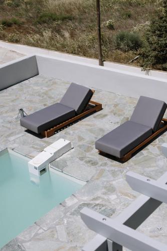 Villa Finest with Private Pool & Hot Tub at Mikri Vigla