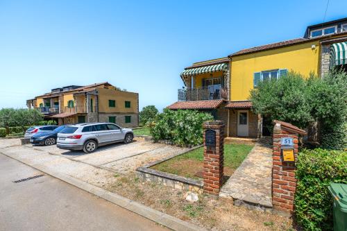 Premium Apartment Seven with Pool in Porec