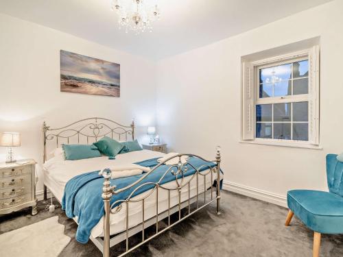 Katil atau katil-katil dalam bilik di 2 Bed in Heysham 93719