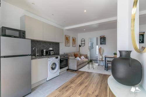 MBA - Diderot 3 - Splendide Appartement