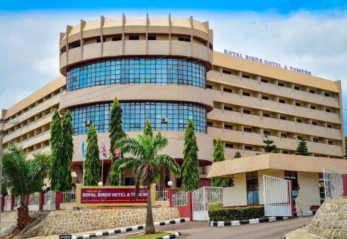 Royalbirds Hotel & Towers