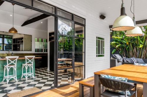 Αίθριο ή υπαίθριος χώρος στο Luxury Family Estate l Pet Friendly l Nova Escapes
