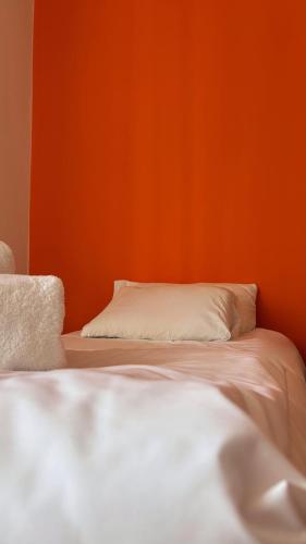 Cama o camas de una habitación en TOMÁSPAREDES118 By VIGOVACACIONES