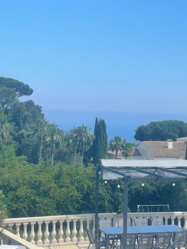 Villa avec piscine à Super Cannes