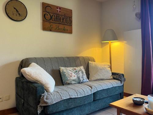 Appartement calme à Samoëns avec piscine - FR-1-624-101