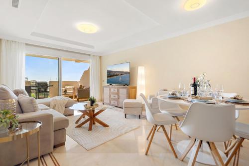 Aloha Hills apartment in Marbella - M58