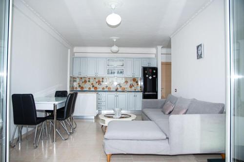 Louis Apartment