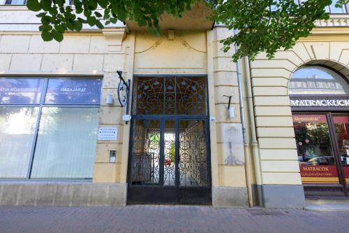 Violet Center Apartman Debrecen