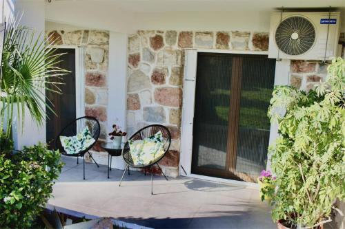 Αίθριο ή υπαίθριος χώρος στο Beachside Retreat in Glyfada