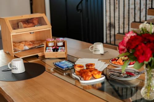 B&Bの敷地内または近くでの食事または食べ物