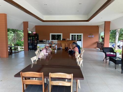 Gambar di galeri bagi Ake camping pakchong di Ban Khanong Phra Tai