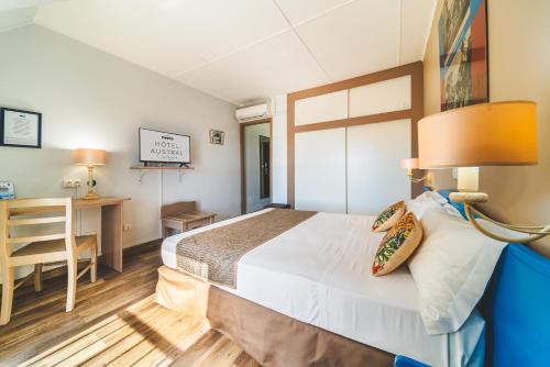 Postel nebo postele na pokoji v ubytování Hotel Austral by Exsel