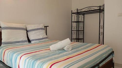 Photo de la galerie de l'établissement Grand Gite avec etang à proximité, à Toulon-sur-Allier