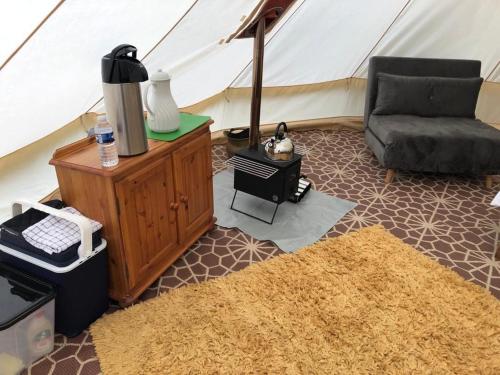Φωτογραφία από το άλμπουμ του Fords Farm Glamping σε Όσβεστρι