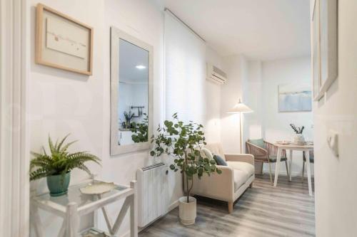 Cozy apartment in Malagas historic center REMS