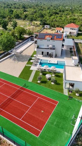 Olea Mansion Excelsior - Tennis, ATV, Sauna, Jacuzzi, Gym