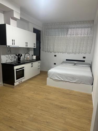 New Boulevard Living - Studio B