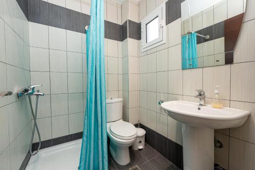 Gallery image of Vicky Rooms in Paralia Dionysiou