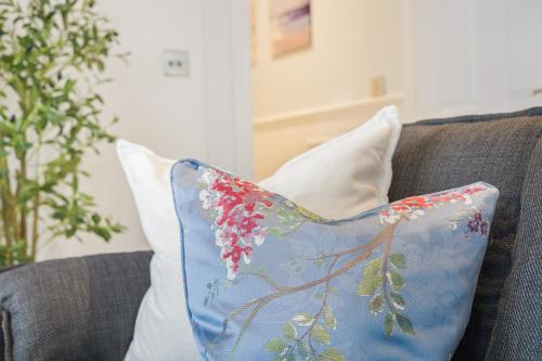 Bartholomews Seaside Serenity - 2BR Flat - Sleeps 4 photo 19