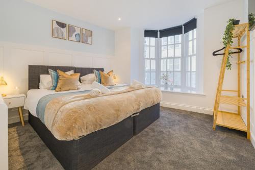 Bartholomews Seaside Serenity - 2BR Flat - Sleeps 4 photo 9