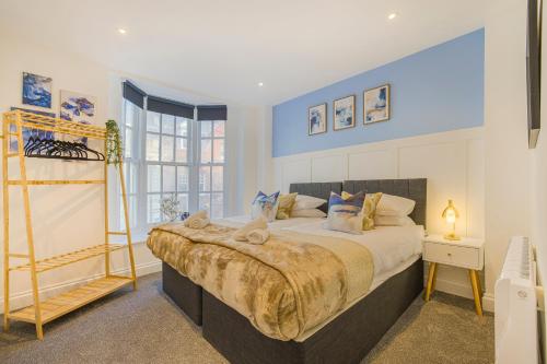 Bartholomews Seaside Serenity - 2BR Flat - Sleeps 4 photo 3